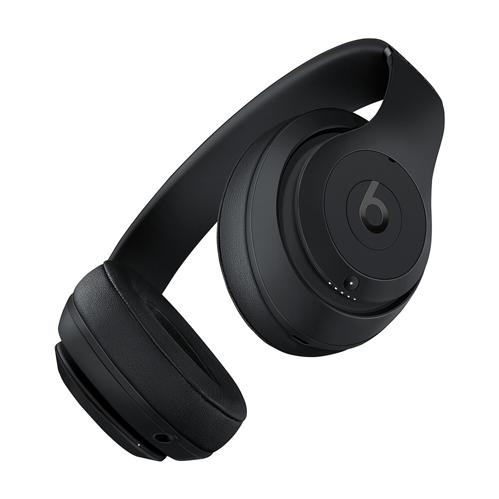 Beats Studio3 Wireless Headphones - Image 2