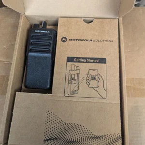 MOTOROLA R7 Intrinsically Safe VHF Radio (Digital, 5W, 64CH, No Display, 136–174 MHz)